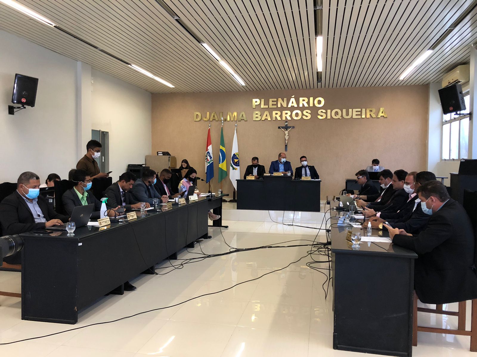 Sessão tem apresentação de Indicações e cobranças de informações ao Executivo