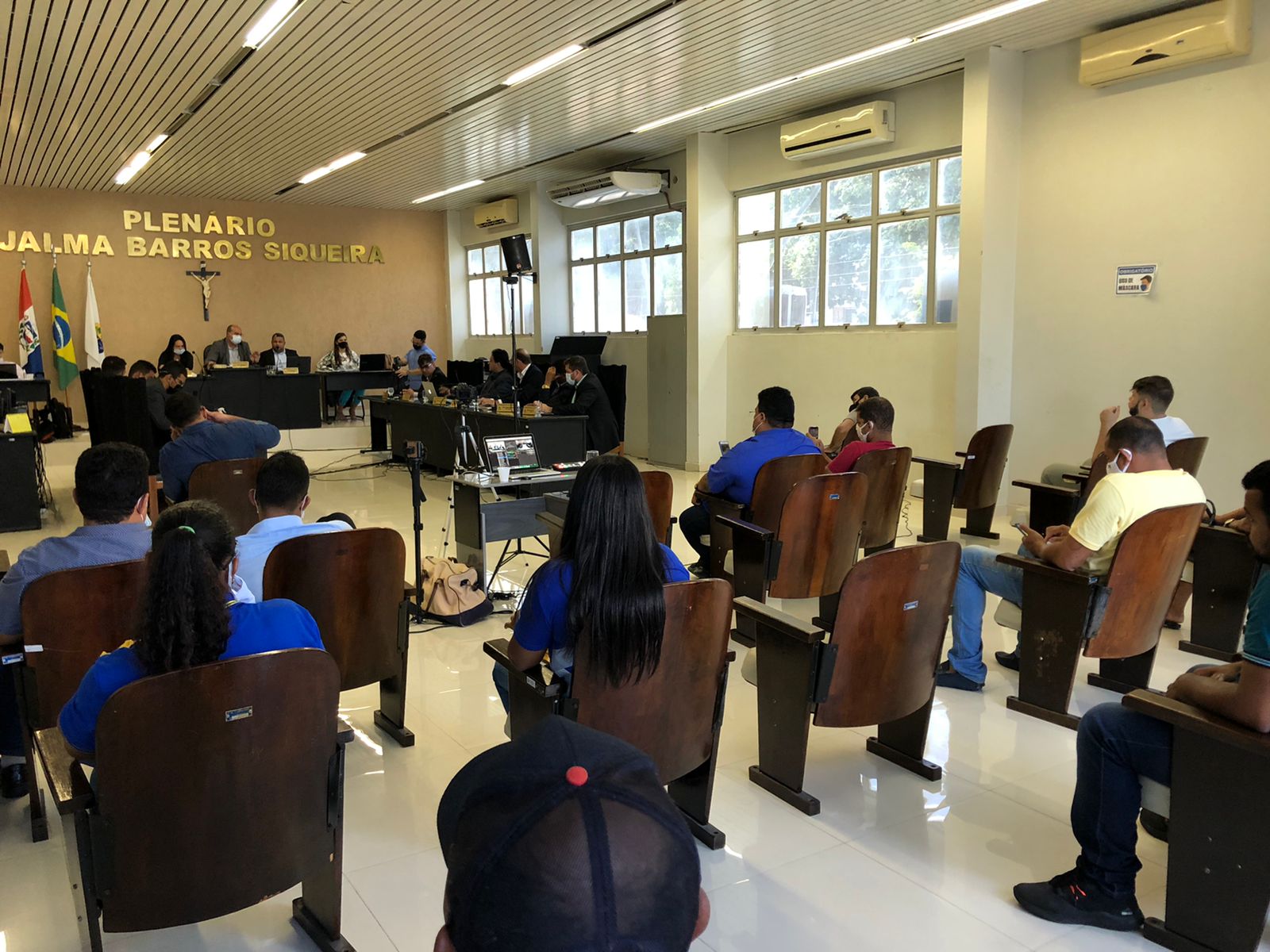 Sessão tem encaminhamentos de PLs do Executivo e Indicações e demais atos do Legislativo