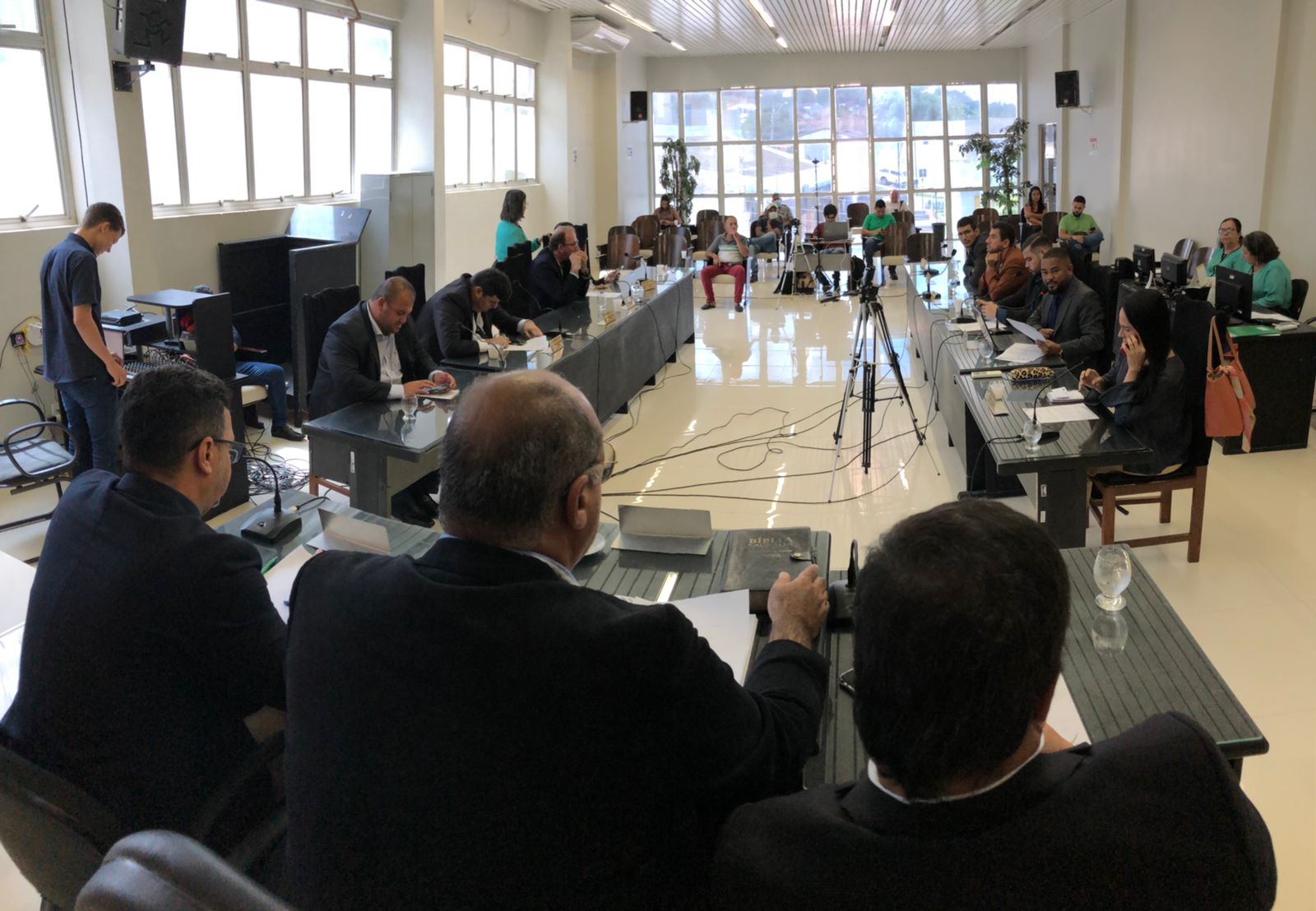 Estragos causados pelas chuvas e ações para apoiar as famílias são debatidos em Sessão