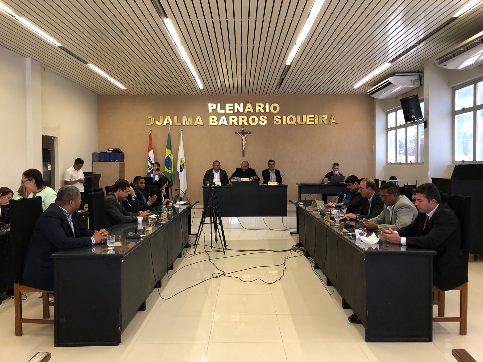 Saneamento básico é tema de debate na Câmara; vereadores pedem providências