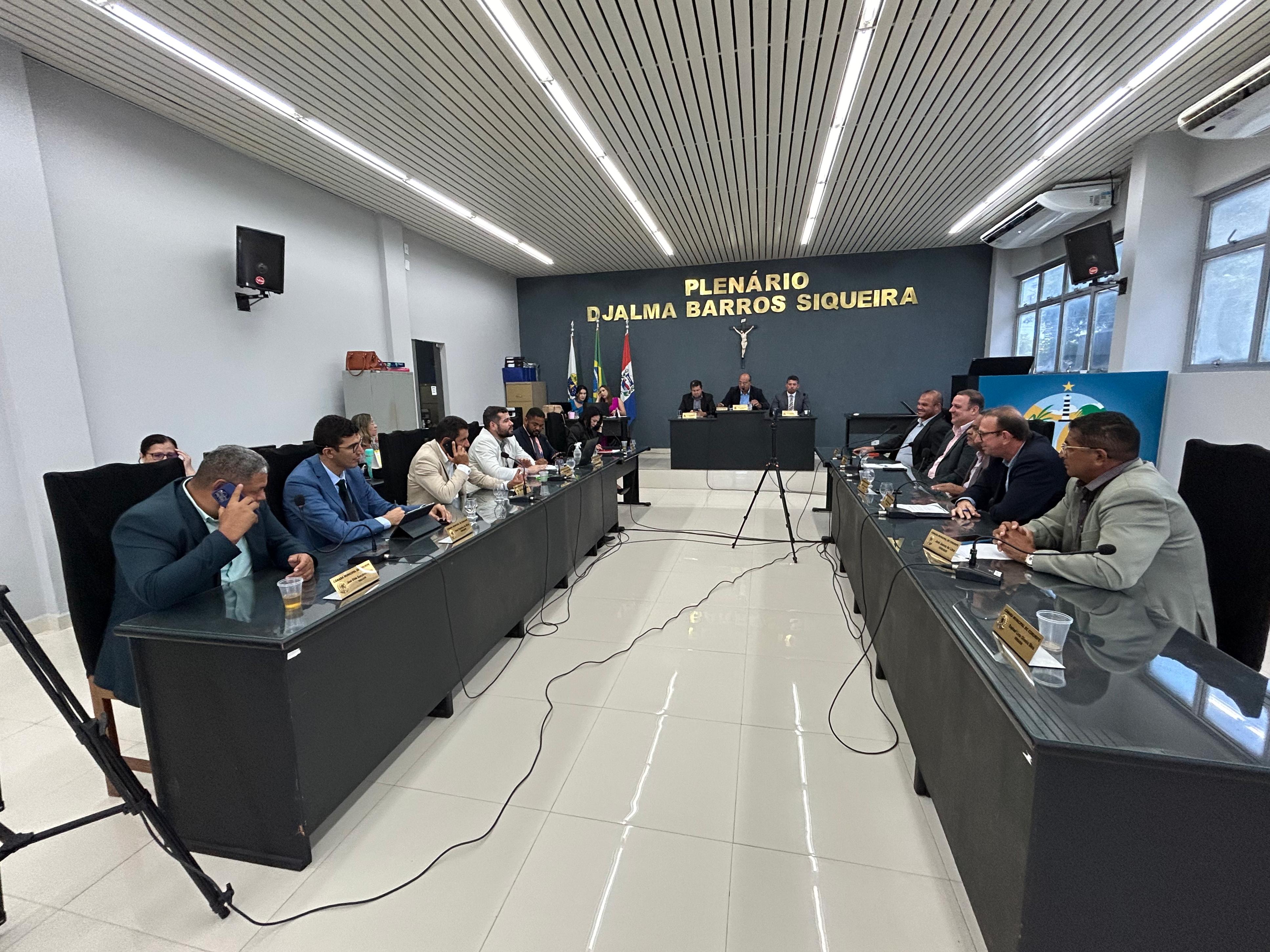 Câmara aprova PLL, Indicações, Pedidos de Providência e encaminha matérias às Comissões