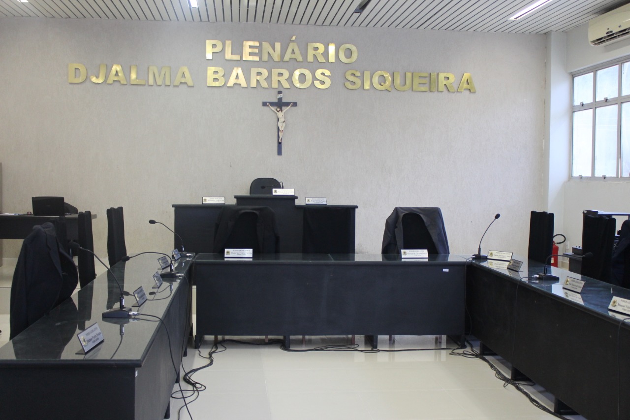 Vereadores retomam atividades legislativas a partir desta terça (18) e promovem entrega de Comendas e Títulos Honorários