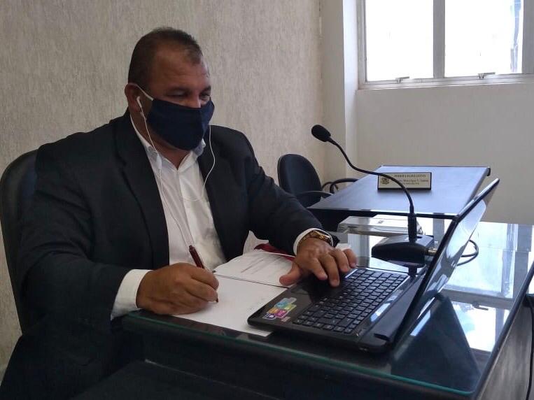 Sessão aprova Indicação ao Executivo para gratificação de servidores da saúde no combate ao Covid-19